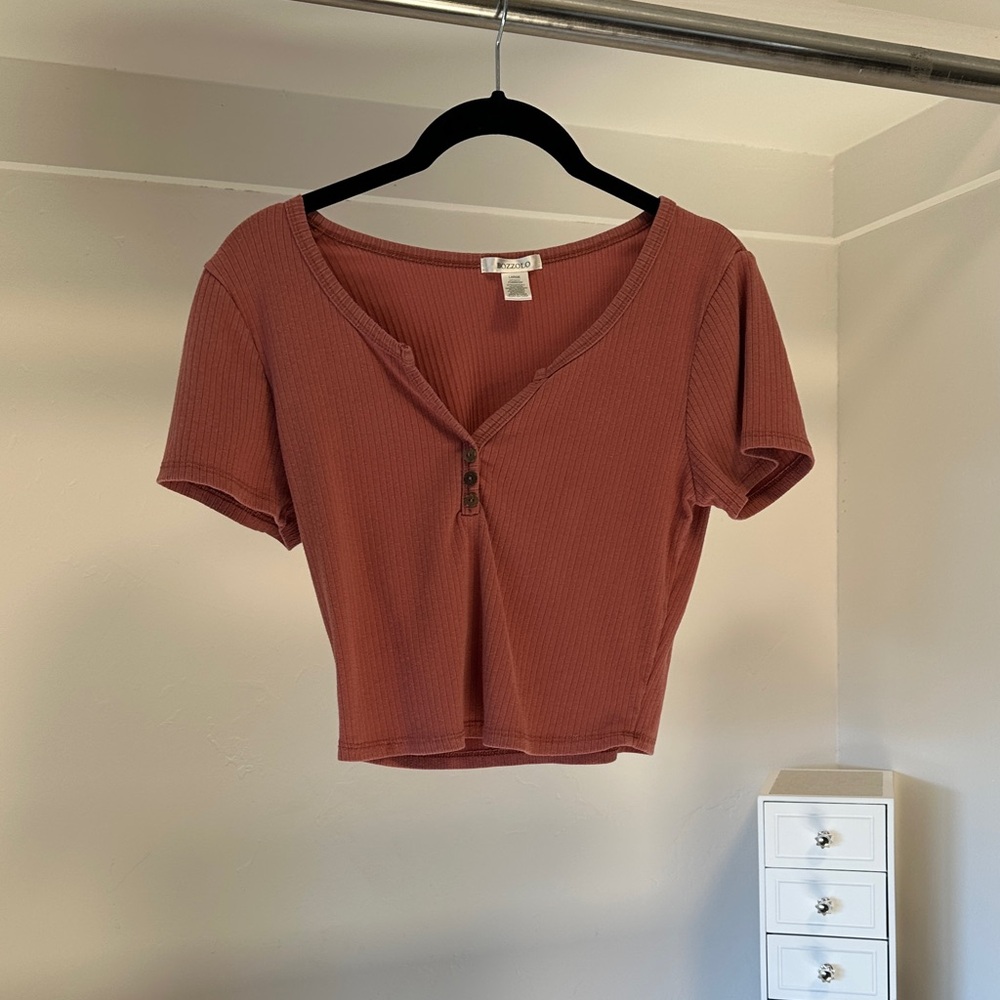 Bozzolo Ribbed Crop Top in Warm Pink